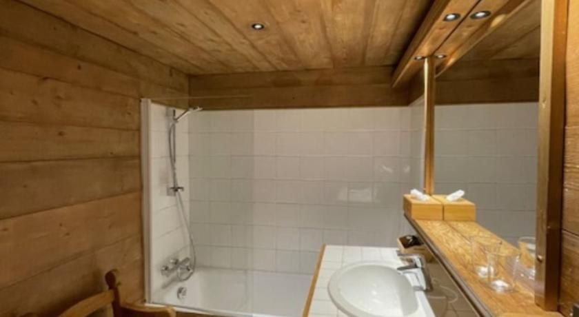 Les Chalets de la Serraz