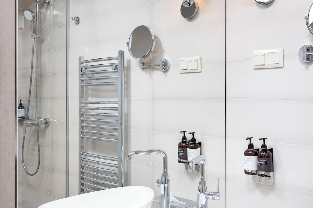 expedia_group-1071649059-86602184-294201 Three Corners Avenue Hotel