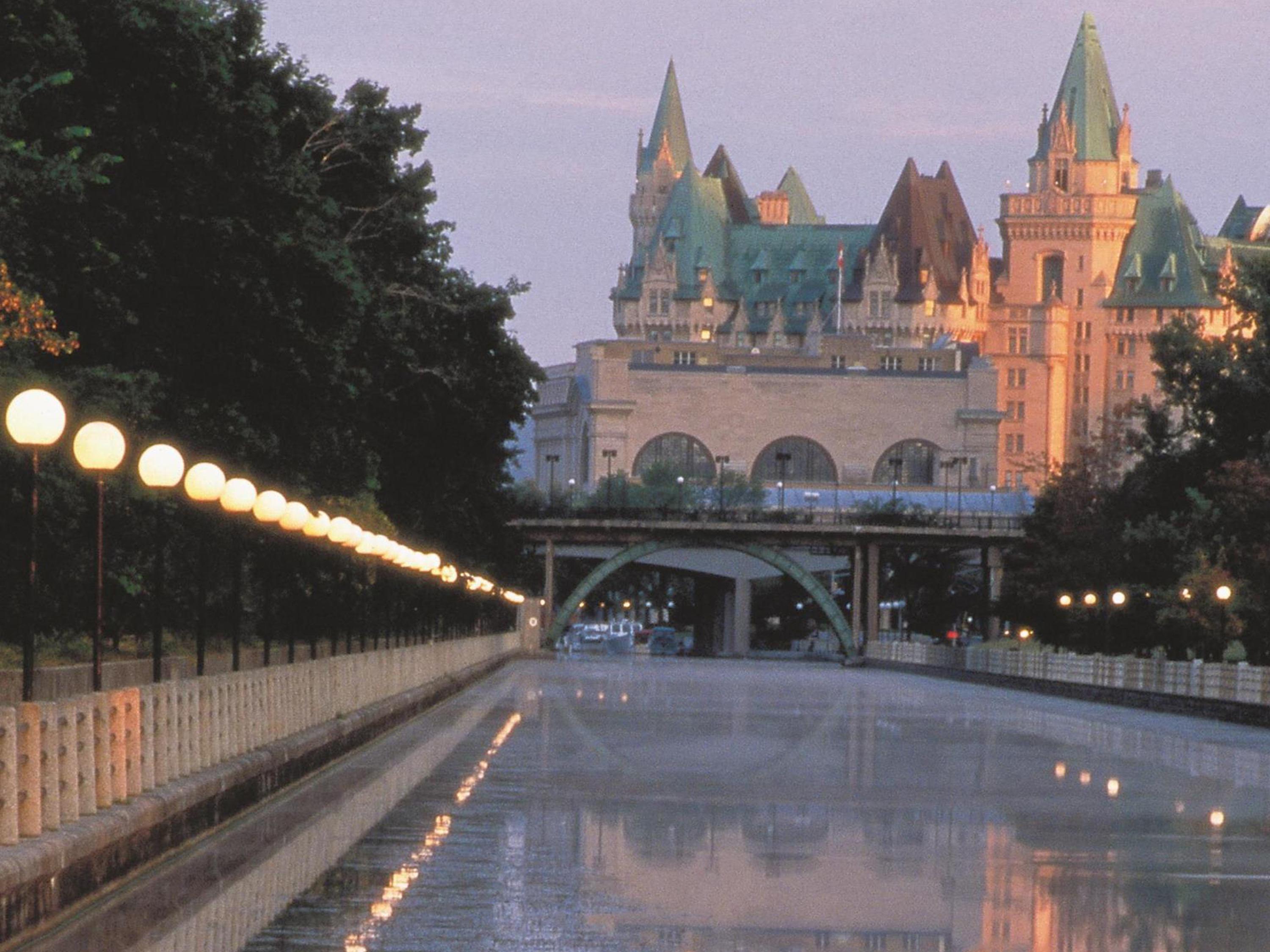 Fairmont Chateau Laurier Ottawa On Canada Compare Deals