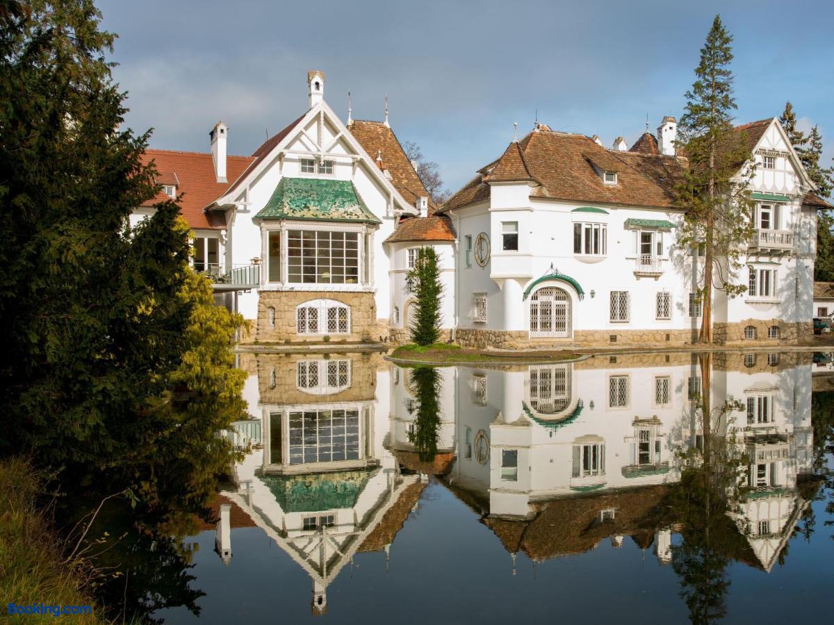 booking-555360-38314748-871629 Schloss Schönau