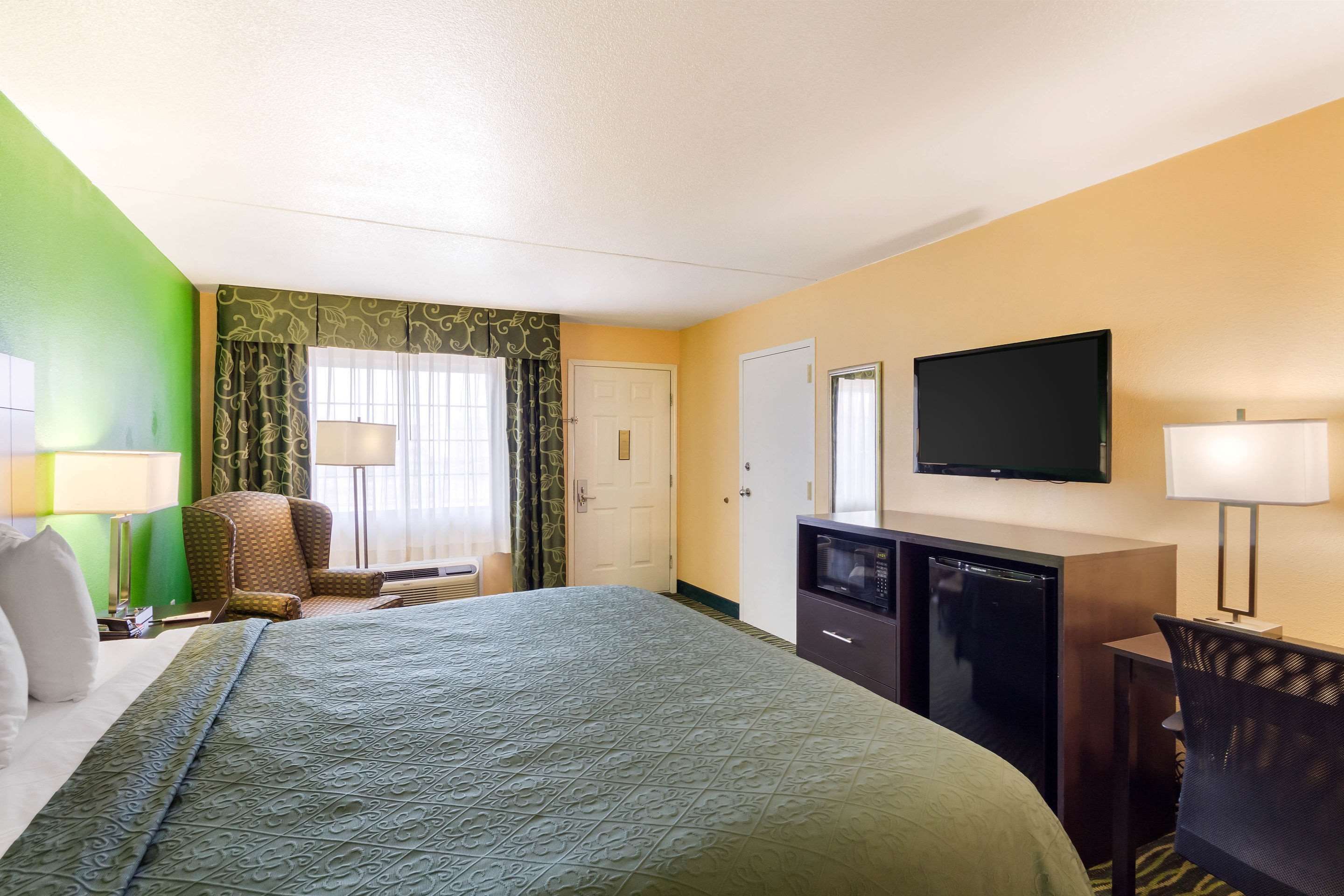 Quality Inn Siloam Springs West, Siloam Springs, AR, United States