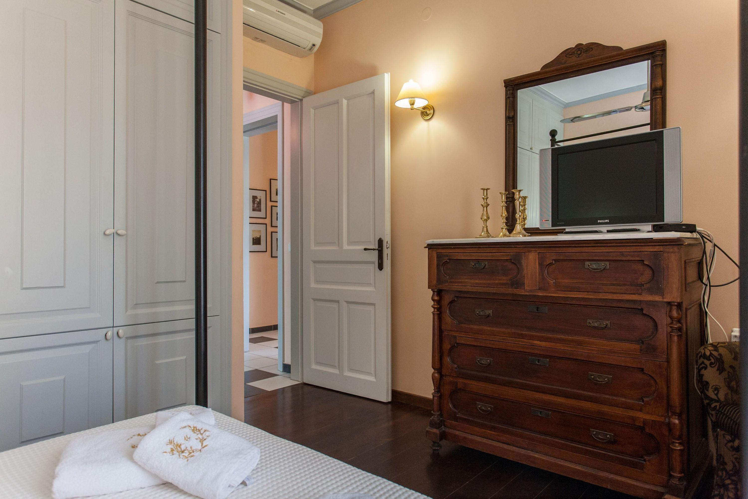 revato-275868-12101951-318444 Metohi Georgila