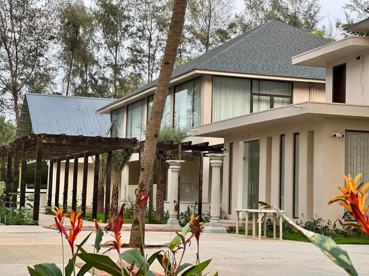 Uva Sands Beach Resort