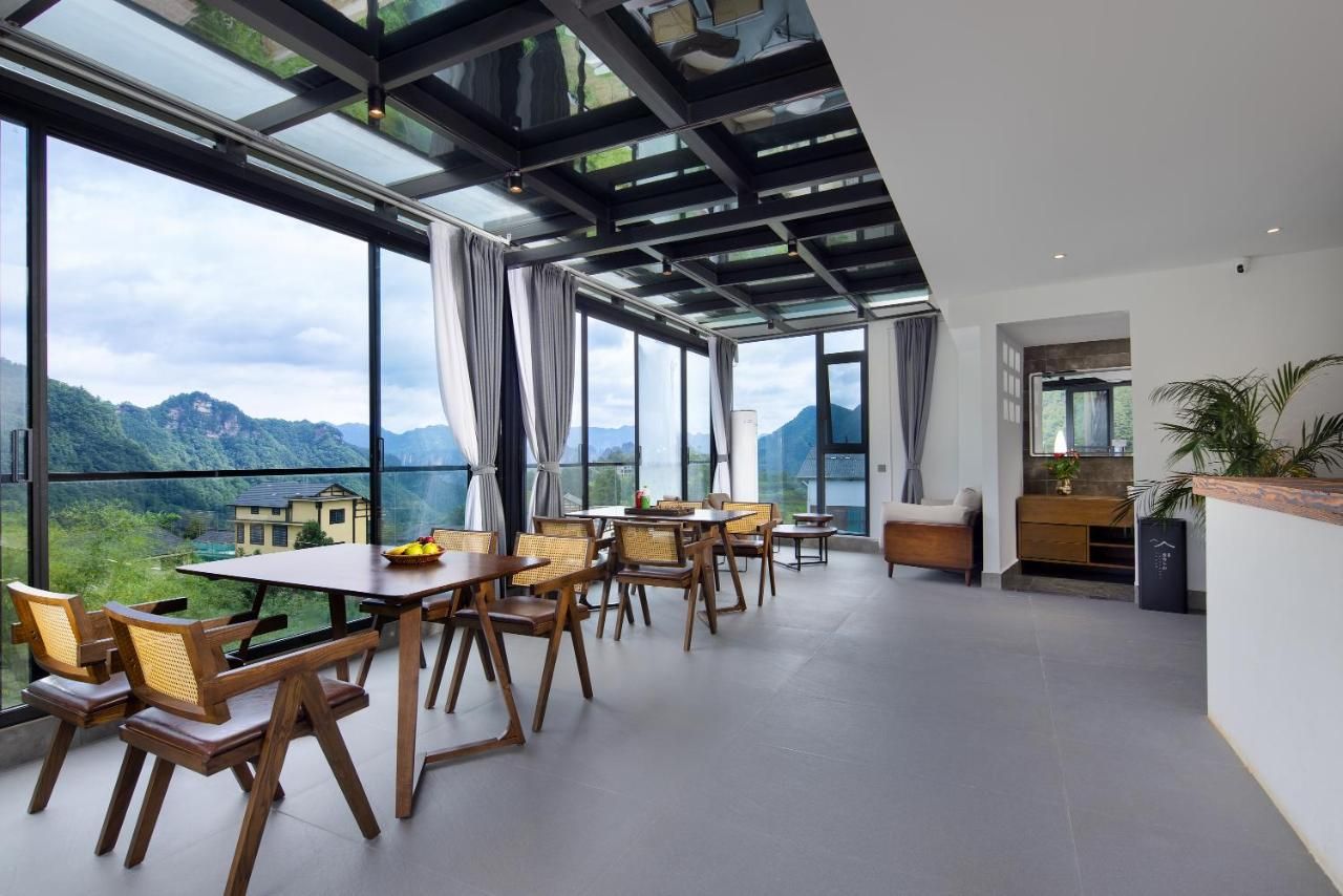 Hilltop House Resort