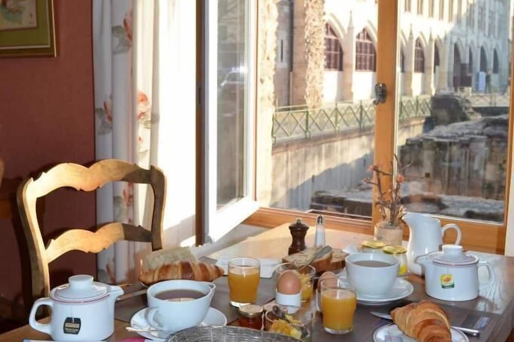 Hotel de Bourgogne Franche-Comté - Clucy visuel 2/5