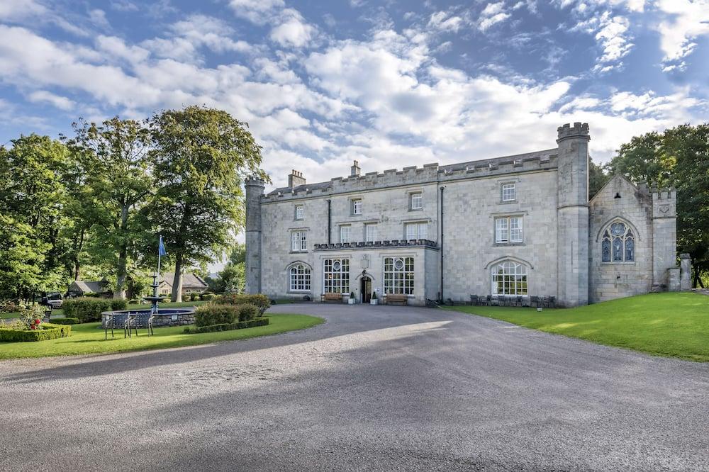 expediav2-373977-bb88ef-679460 Thurnham Hall