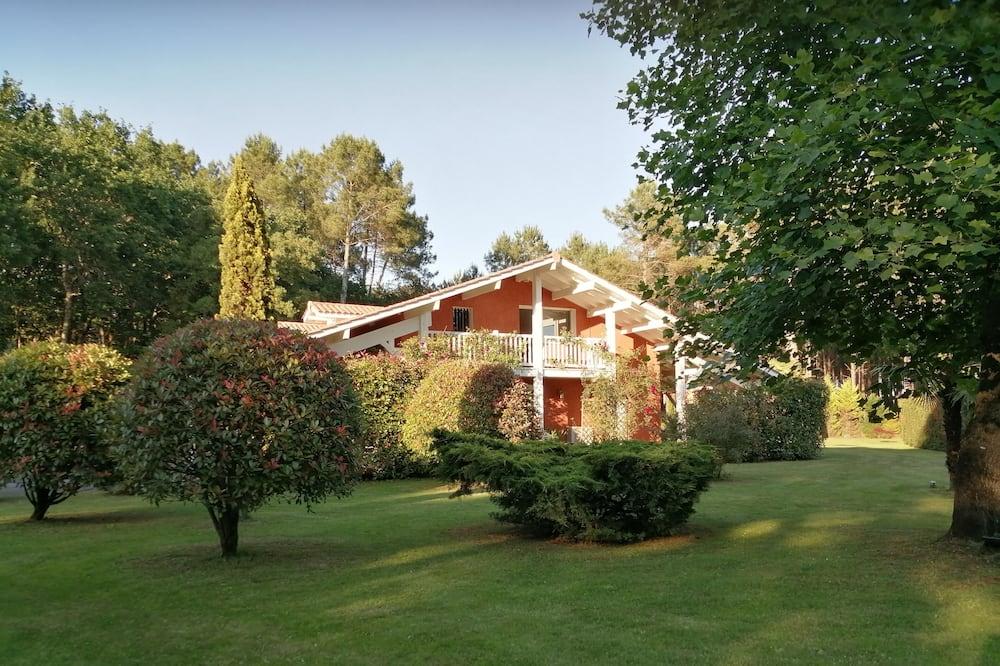 Superbe Villa 4 Spacieuse Calme Piscine 10 mns des Plages 6 Chbres 5 sdb 6 wc Aquitaine - Seignosse visuel 1/5 Superbe Villa 4 Spacieuse Calme Piscine 10 mns des Plages 6 Chbres 5 sdb 6 wc Aquitaine - Seignosse visuel 1/5