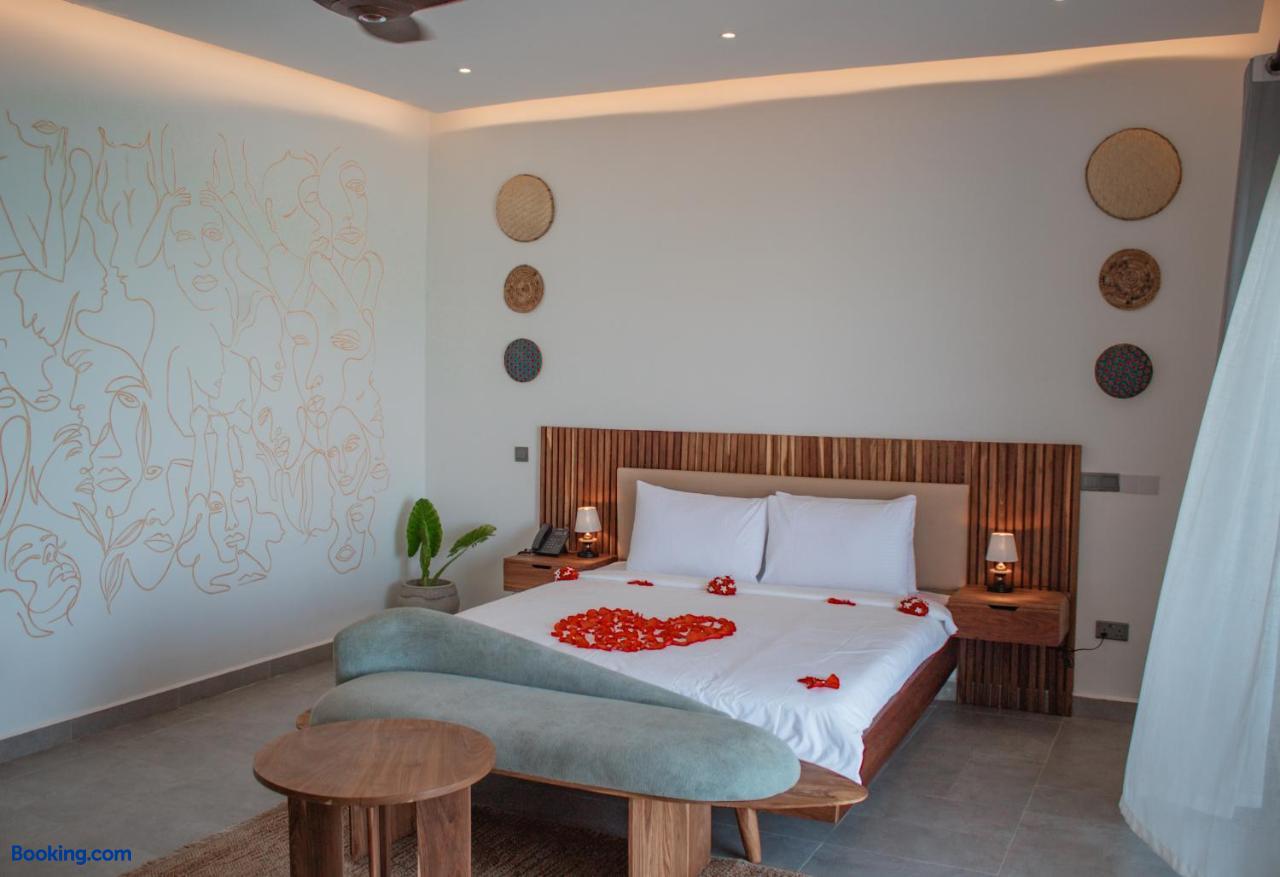 booking-1072128335-625874576-738098 Oasis Blu Beach Resort-Adults Only
