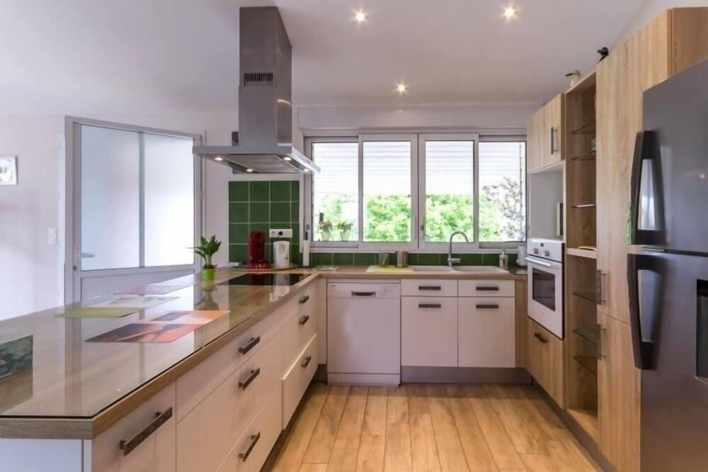 Gite Saint-Philbert-de-Grand-Lieu, 2 bedrooms, 5 persons Pays de Loire - Saint-Philbert-de-Grand-Lieu visuel 2/5 Gite Saint-Philbert-de-Grand-Lieu, 2 bedrooms, 5 persons Pays de Loire - Saint-Philbert-de-Grand-Lieu visuel 2/5