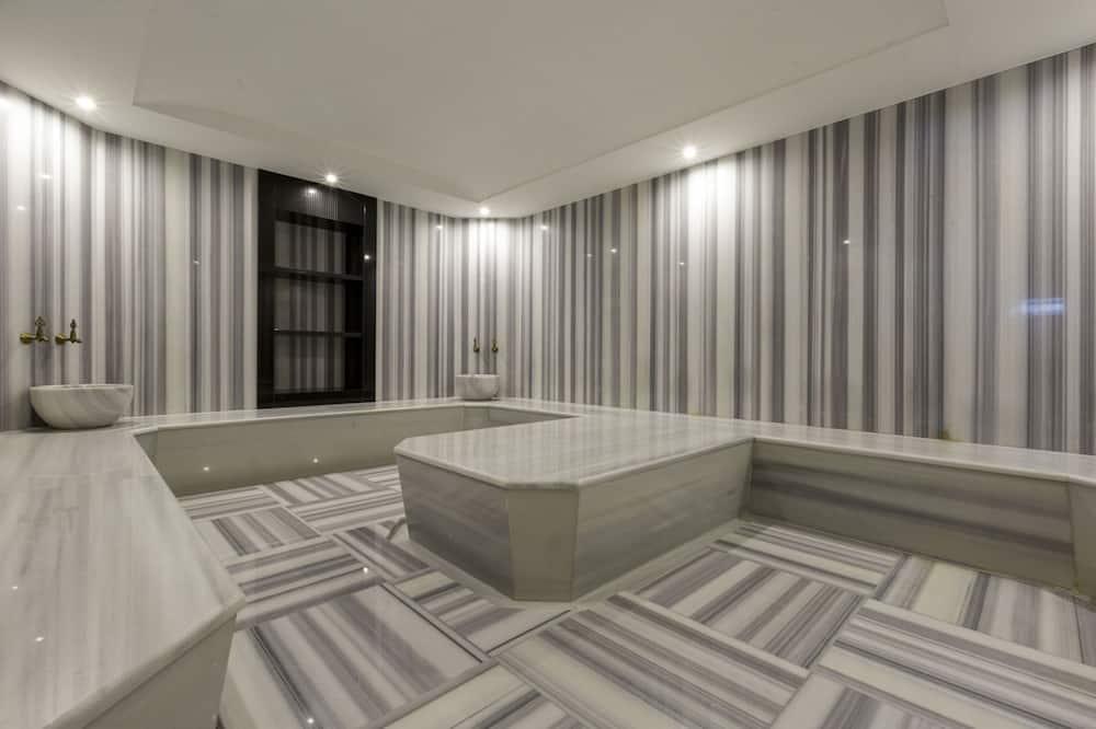 Ramada Encore by Wyndham Istanbul Sisli