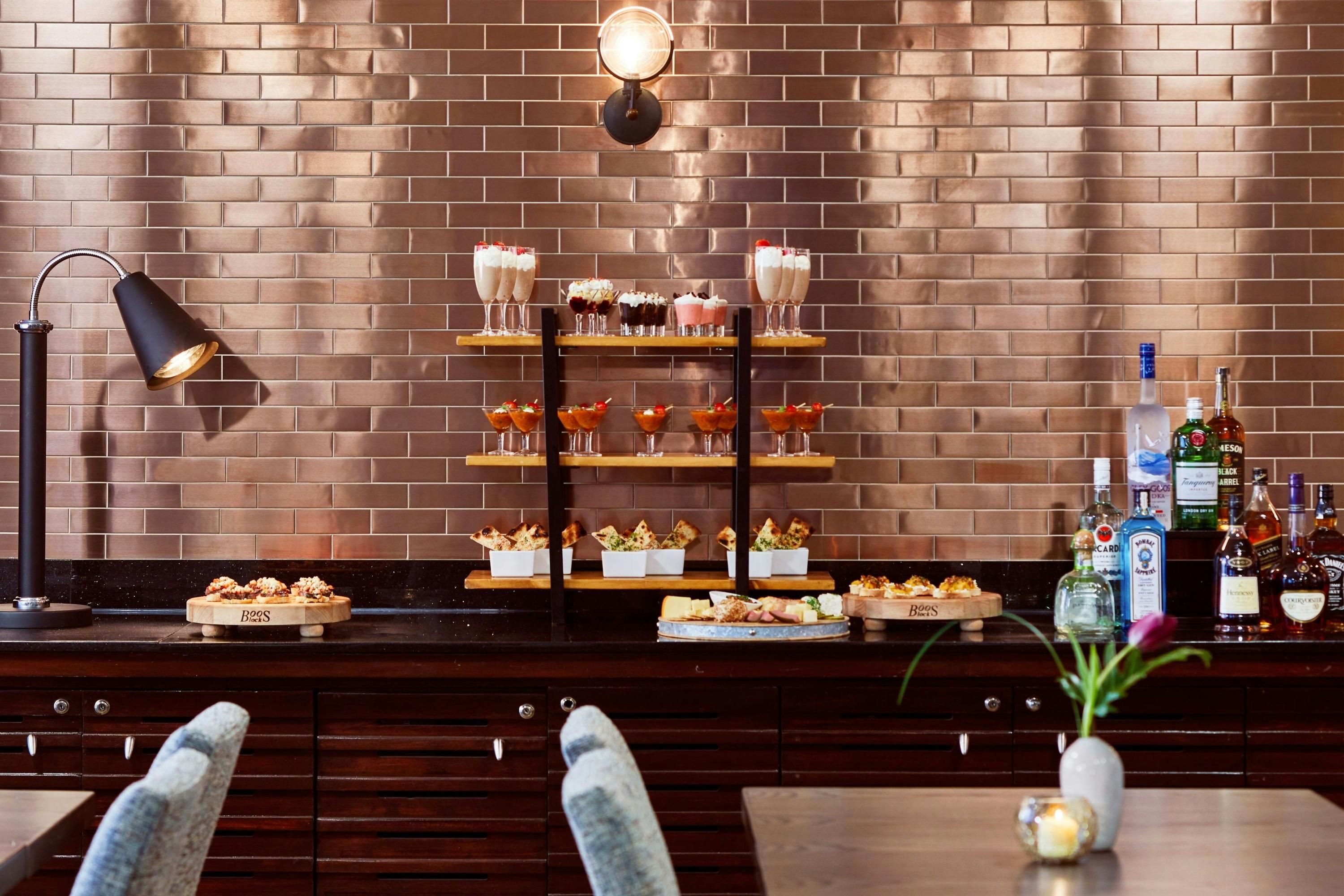 Renaissance Mobile Riverview Plaza Hotel