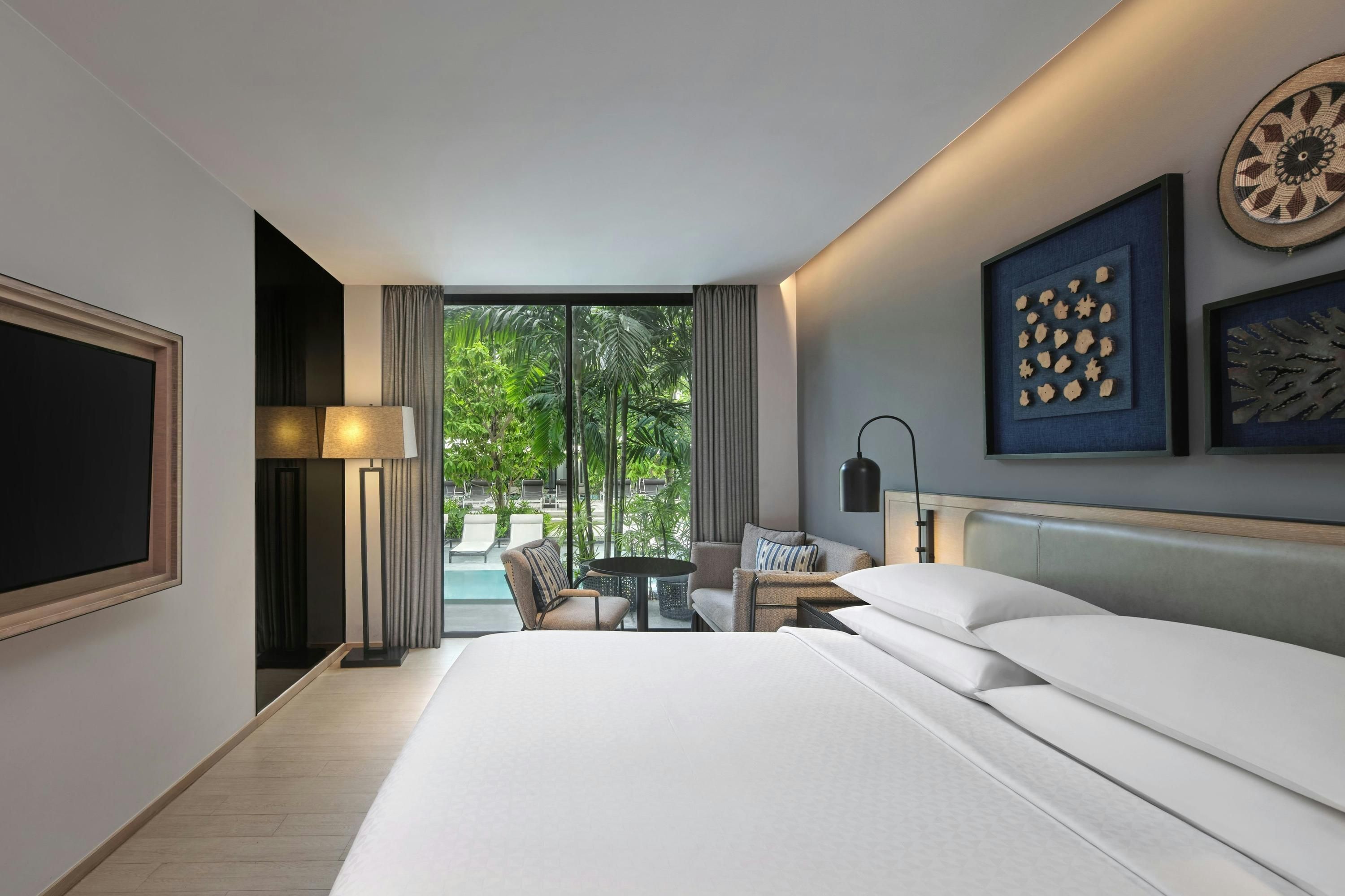 Four Points by Sheraton Phuket Patong Beach Resort