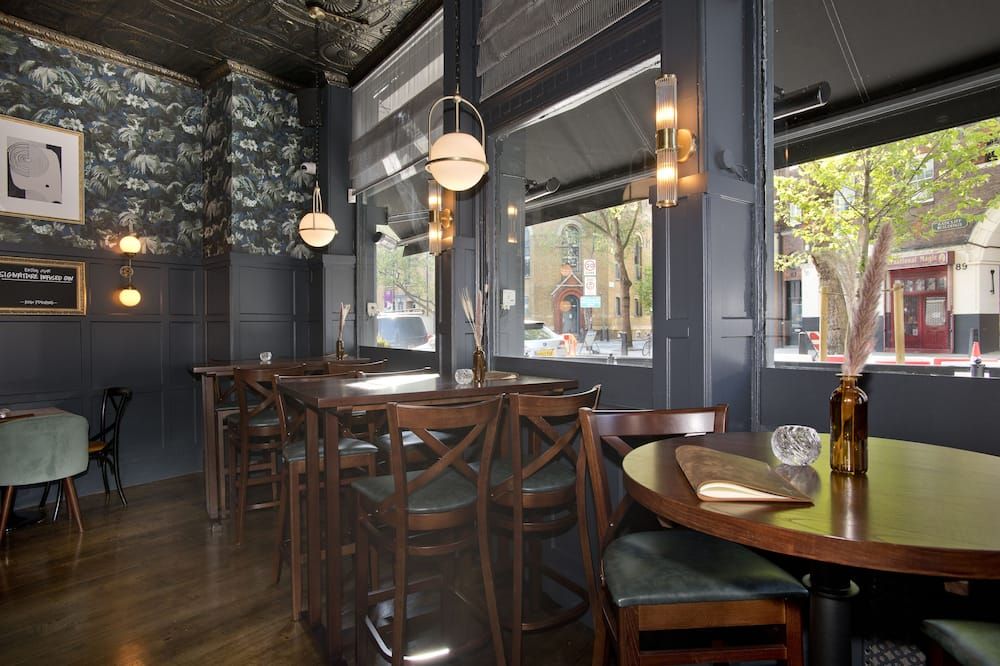 The Clerk & Well Pub & Rooms