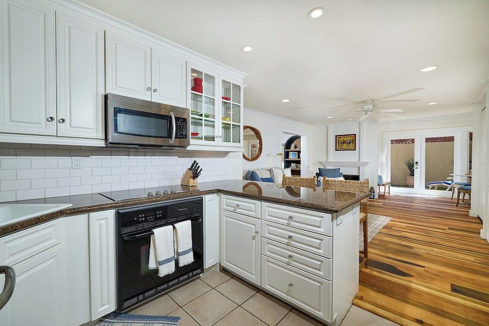 L'Auberge Del Mar: Enjoy the Beach Life with Included Resort Amenities