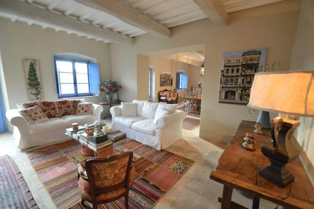 Villa Passignano: A stylish bedrooms 6 September in the heart of Tuscany Toscane - Tavarnelle Val di Pesa visuel 5/5 Villa Passignano: A stylish bedrooms 6 September in the heart of Tuscany Toscane - Tavarnelle Val di Pesa visuel 5/5