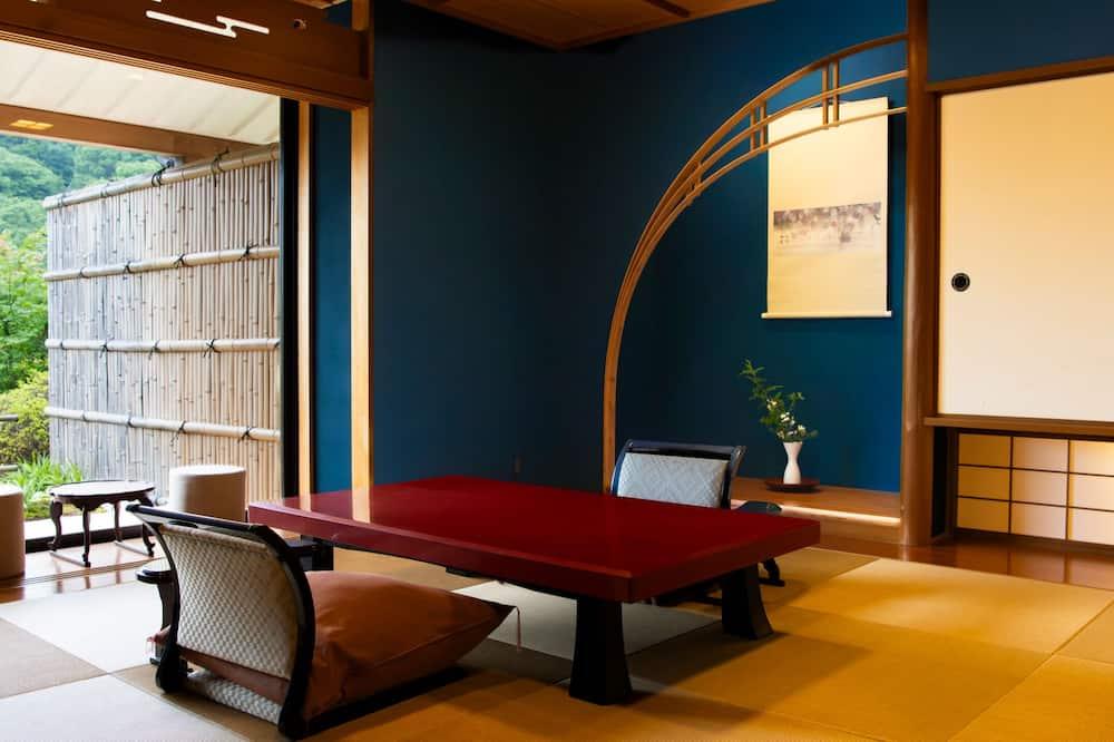 expedia_group-415629-47774217-769561 Ryotei Rangetsu