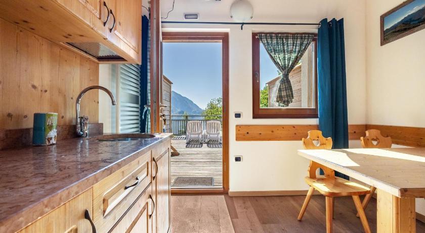 Camping Al Lago Appartamento 3 Trentino-Alto Adige - Ledro visuel 2/5 Camping Al Lago Appartamento 3 Trentino-Alto Adige - Ledro visuel 2/5