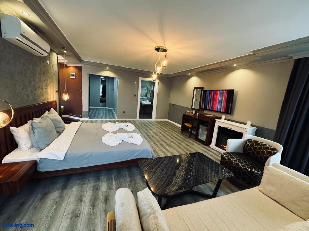 booking-1071604422-551992015-974717 Treekos Suite Hotel Istanbul Airport