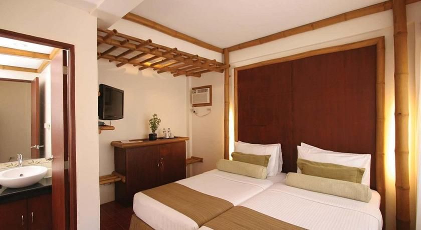 Acuaverde Beach Resort