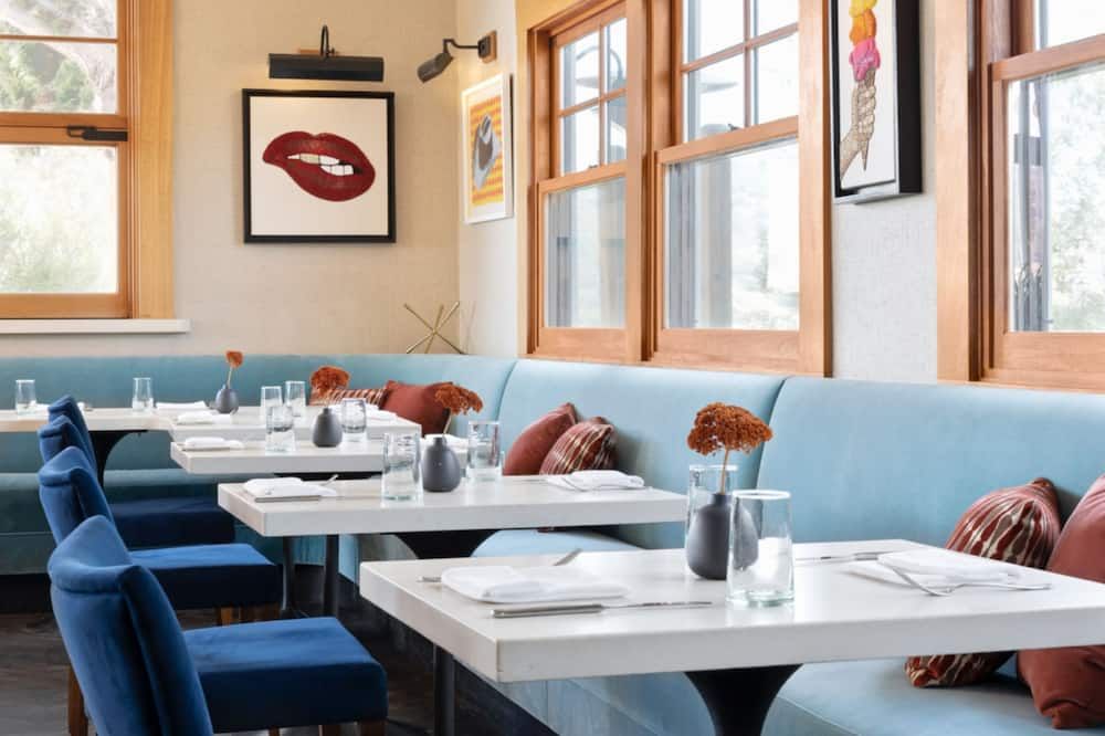 Skyview Los Alamos - 21 & Over Pool