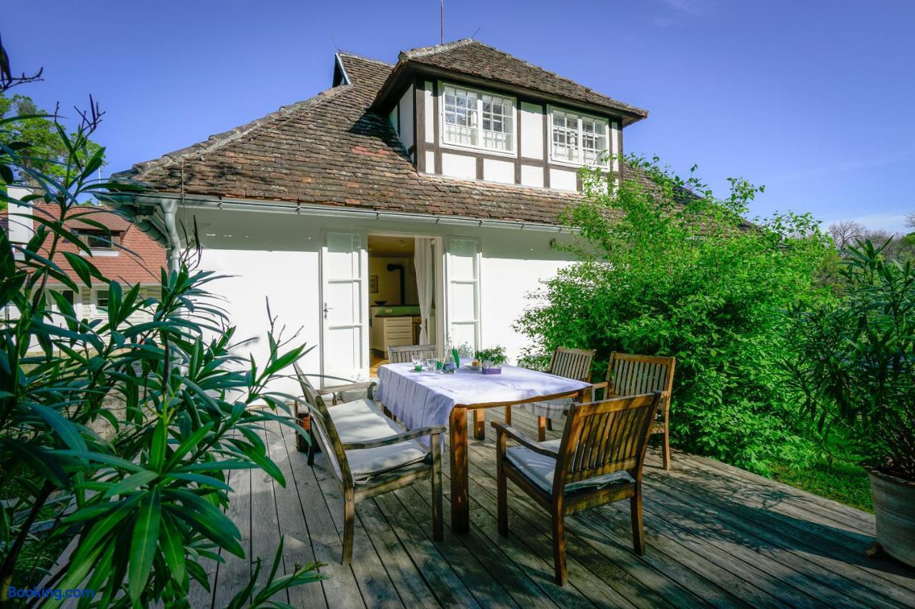 booking-555360-112045837-780600 Schloss Schönau