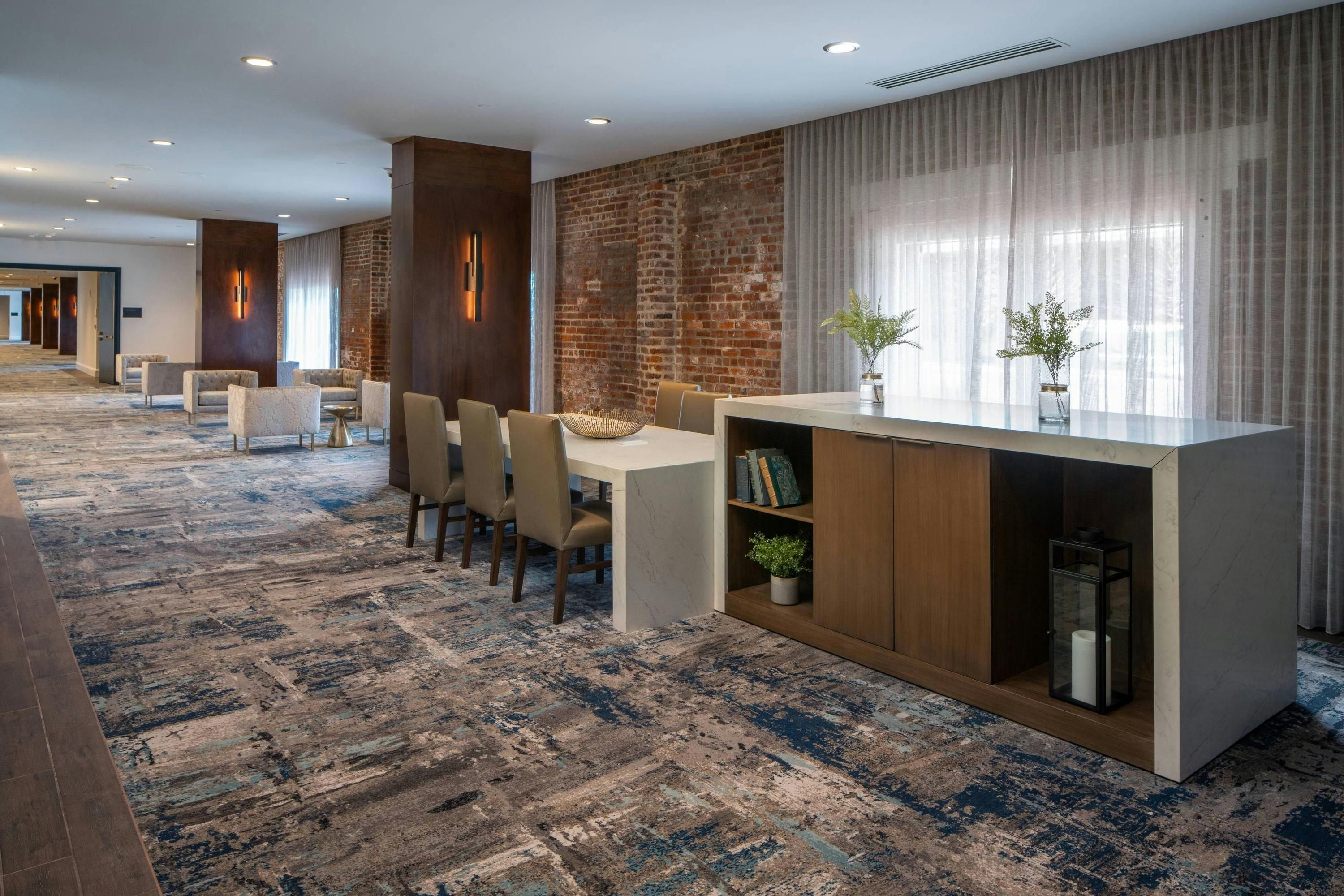 New Orleans Marriott Warehouse Arts District