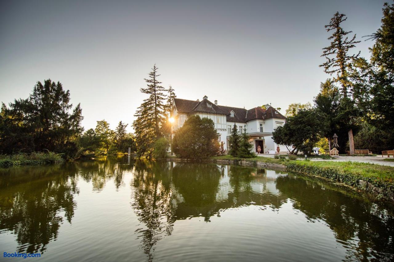 booking-555360-428492630-956068 Schloss Schönau
