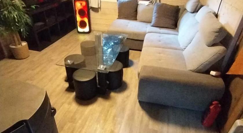 Châlet 8 personnes + grand terrain et rivière Rhône-Alpes - Entremont visuel 5/5 Châlet 8 personnes + grand terrain et rivière Rhône-Alpes - Entremont visuel 5/5