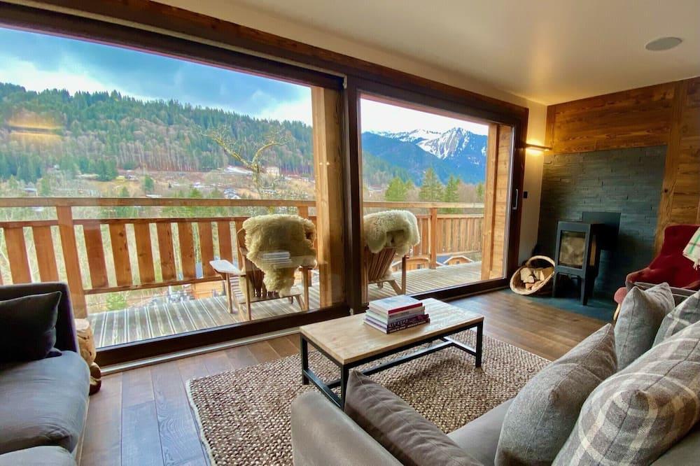 Luxury Chalet Morzine with panoramic views, 5 ensuite bedrooms and cedar hot tub Rhône-Alpes - Maandion visuel 1/5 Luxury Chalet Morzine with panoramic views, 5 ensuite bedrooms and cedar hot tub Rhône-Alpes - Maandion visuel 1/5