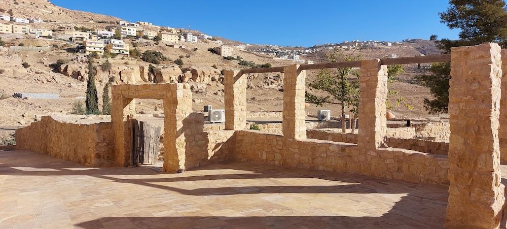 sembo-95733-144b0a-785113 Hayat Zaman Hotel And Resort Petra