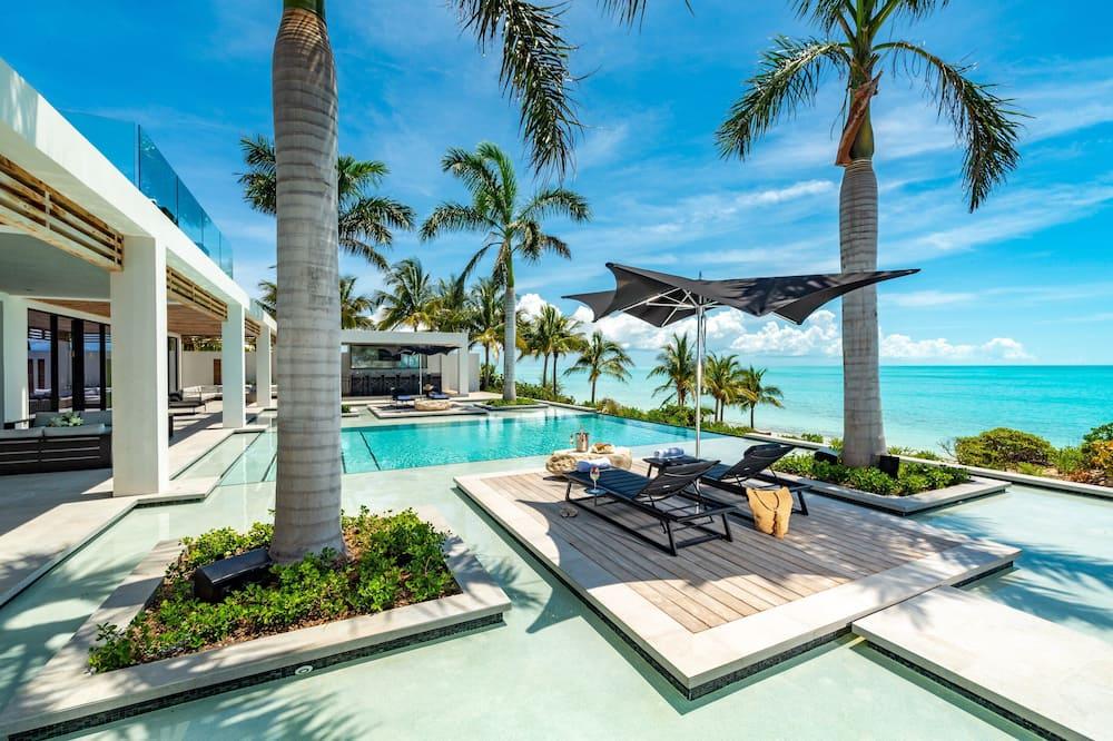 expedia_group-87752-174722253-427968 Grace Bay Club