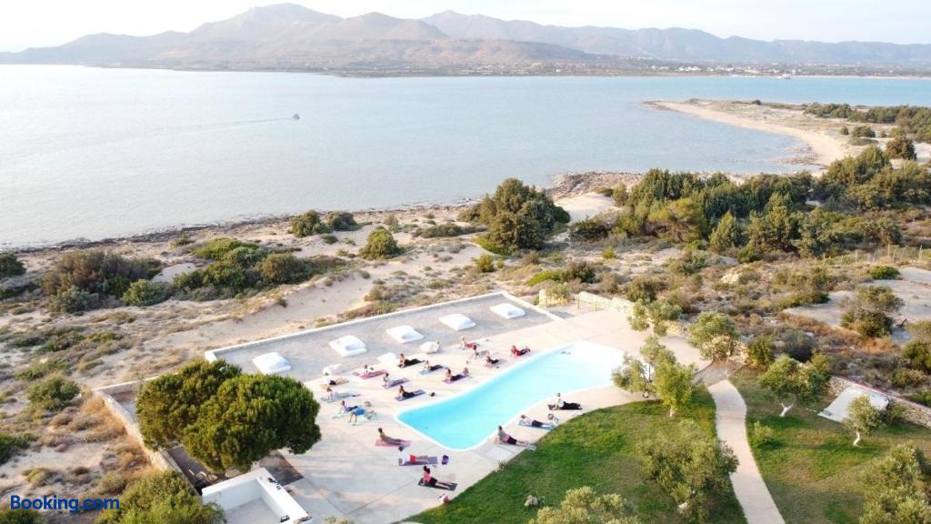 booking-613036-384266819-783022 Capari Suites