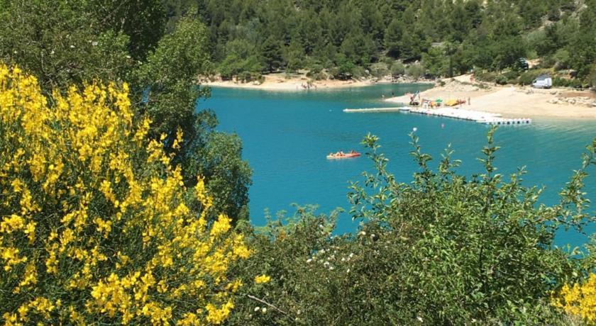 Camping Manaysse Provence-Alpes-Côte d'Azur - Moustiers-Sainte-Marie visuel 1/5 Camping Manaysse Provence-Alpes-Côte d'Azur - Moustiers-Sainte-Marie visuel 1/5
