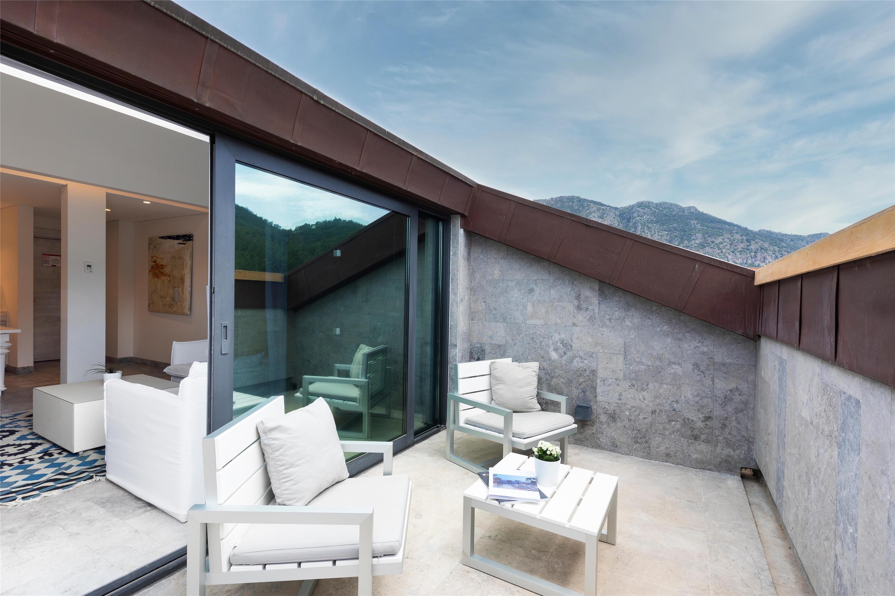 ice-446237-eb52d7-742622 D-Resort Gocek