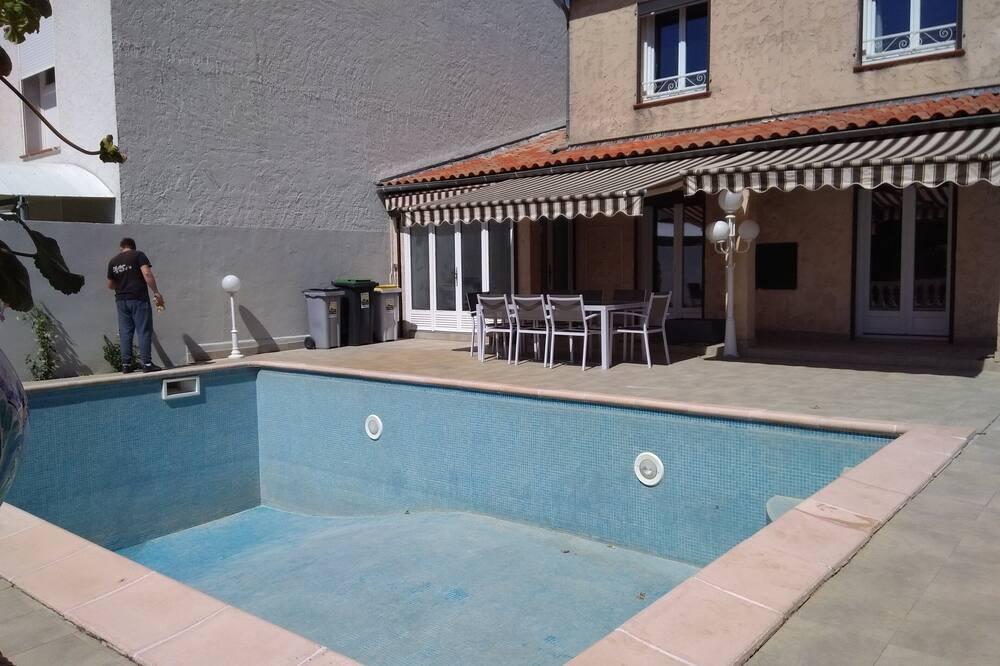 villa spacieuse avec piscine Provence-Alpes-Côte d'Azur - La Crau visuel 3/5 villa spacieuse avec piscine Provence-Alpes-Côte d'Azur - La Crau visuel 3/5