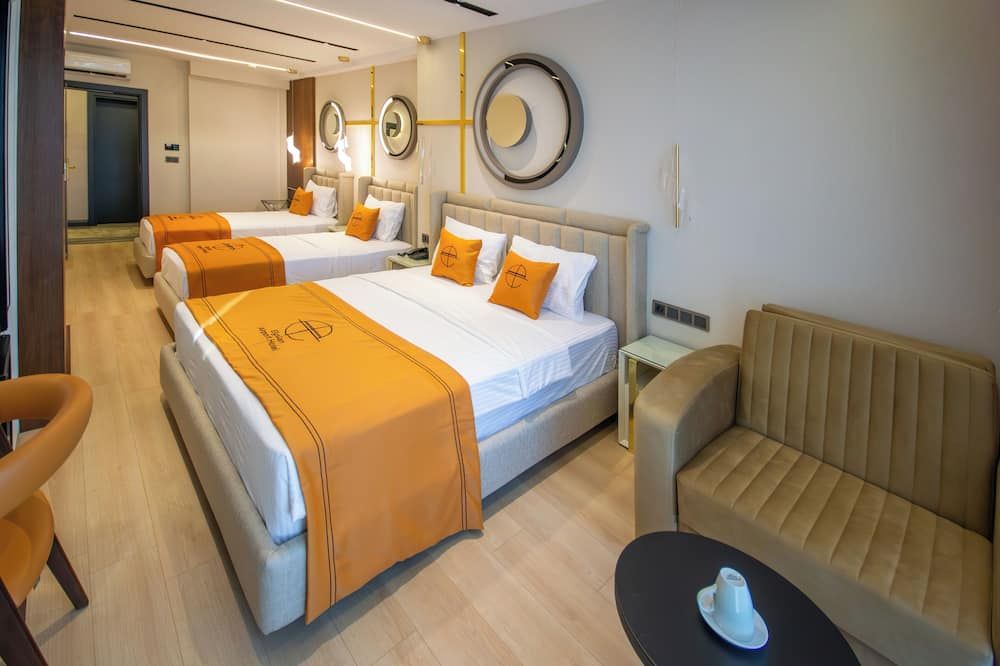 Elysian Airport Hotel