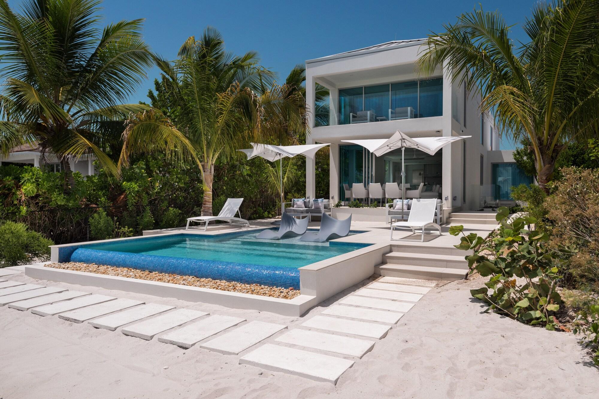 sembo-87752-18ff13-376353 Grace Bay Club