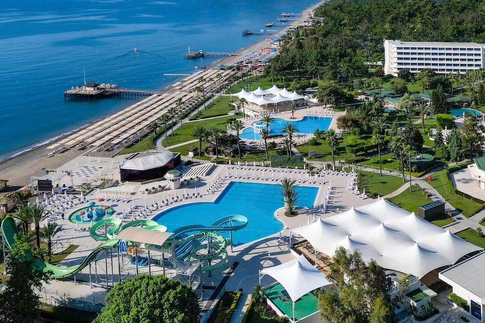 expediav2-398381-ac6f74-394537 Mirage Park Resort