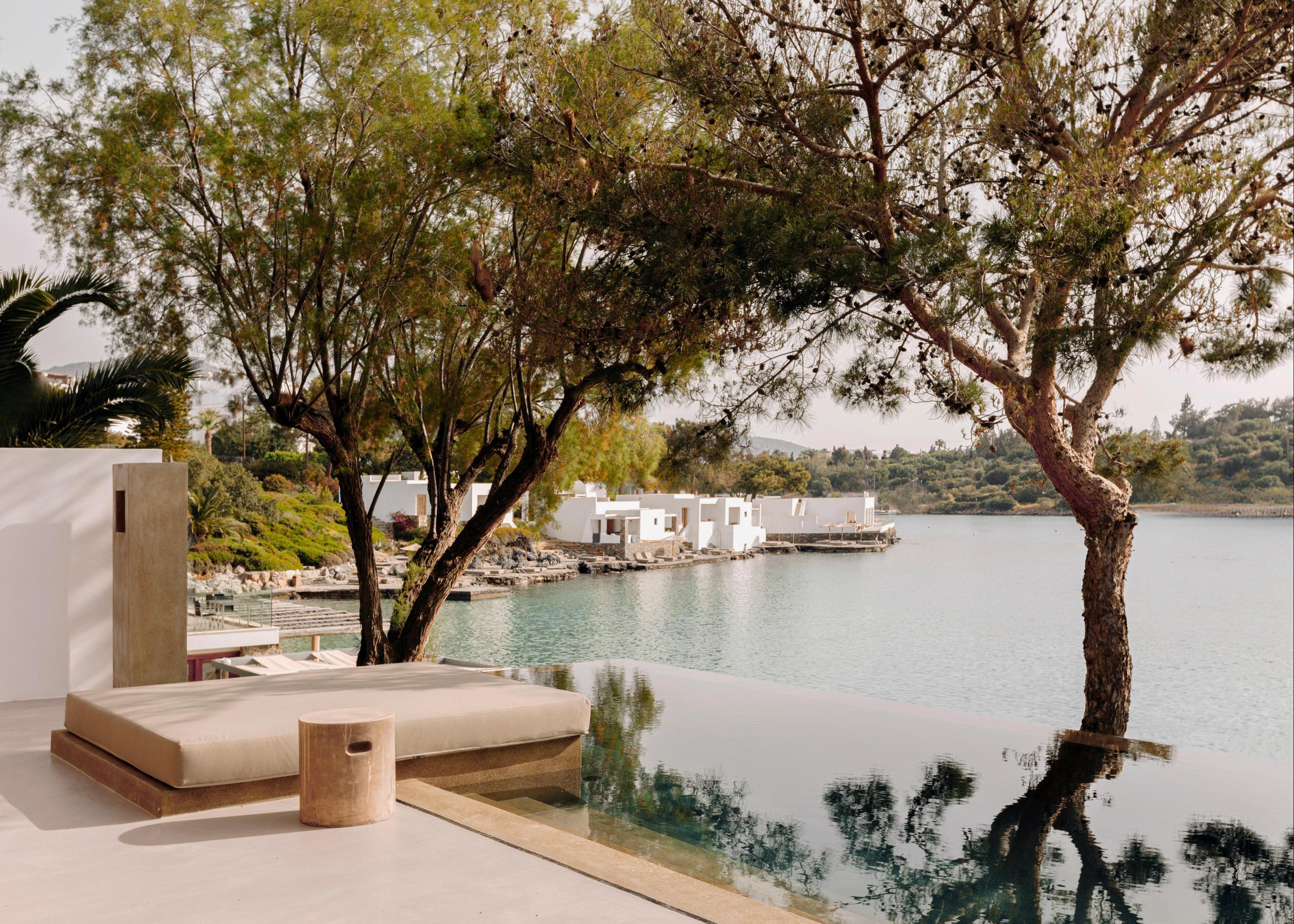 Minos Beach art hotel