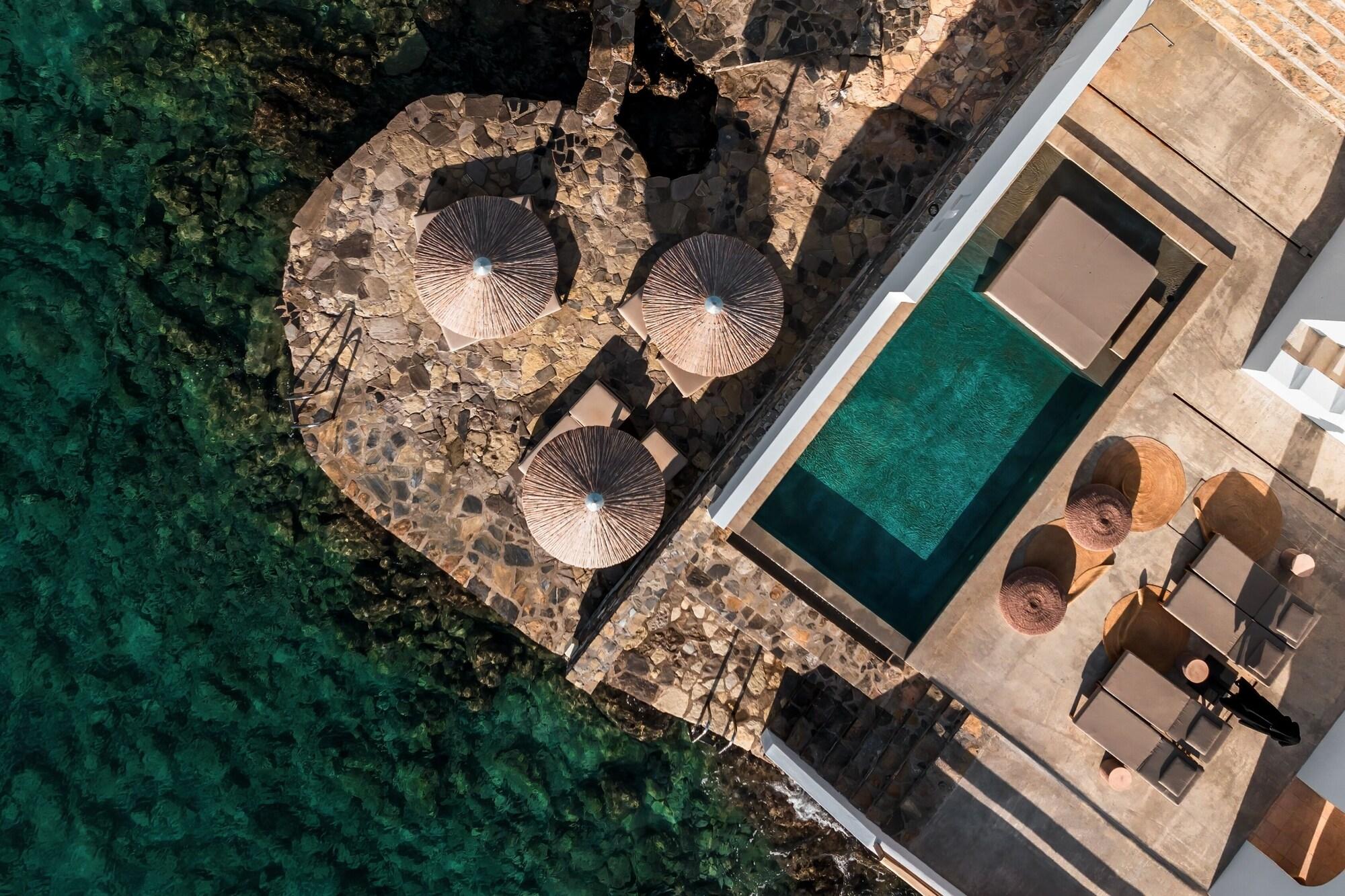 Minos Beach art hotel