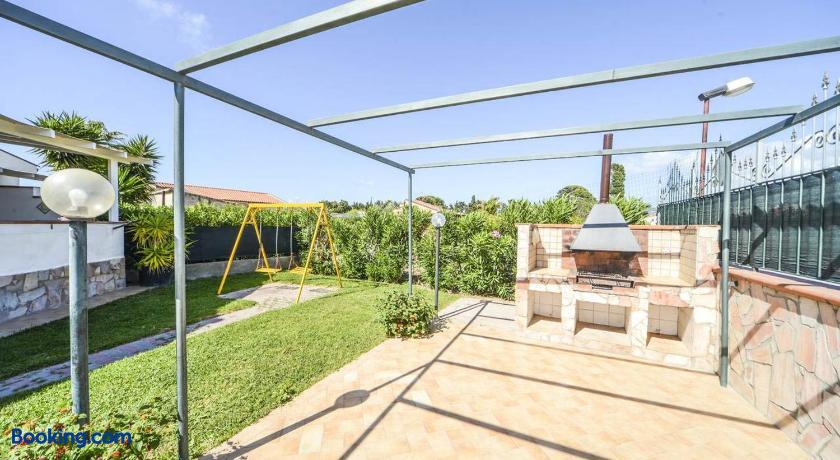 booking-2051606-437540153-050722 Case Vacanze Mare Nostrum
