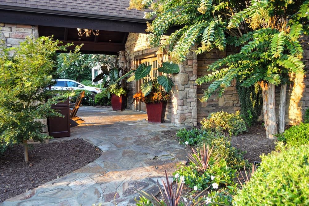 The Lodge at Flat Rock