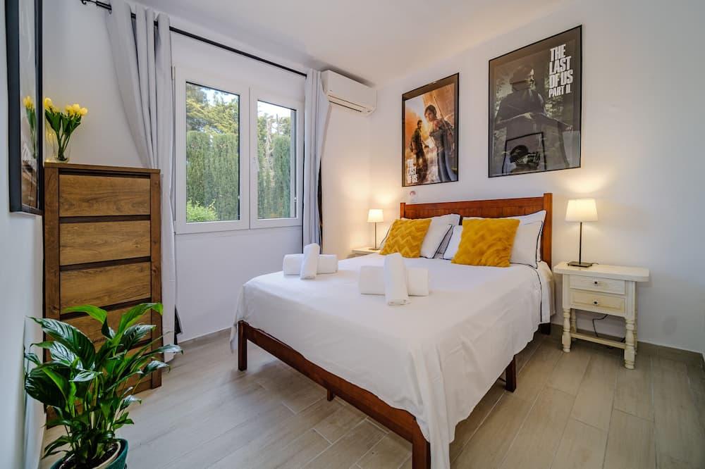 Traditional Rustic Villa,fully Airconditioned,WI-FI and private Swimming Pool Kust van Valencia - Javea visuel 3/5 Traditional Rustic Villa,fully Airconditioned,WI-FI and private Swimming Pool Kust van Valencia - Javea visuel 3/5