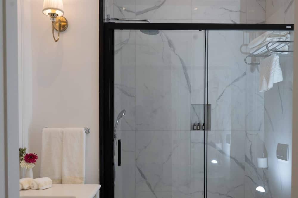 expediav2-8687989-2414609690-953469 Anim Boutique Hotel