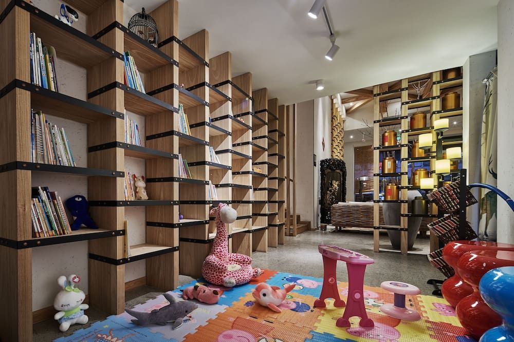 Manli Hotel Shanghai Pudong Airport Branch -Provide free shuttle buses to Pudong Airport and Disneyland