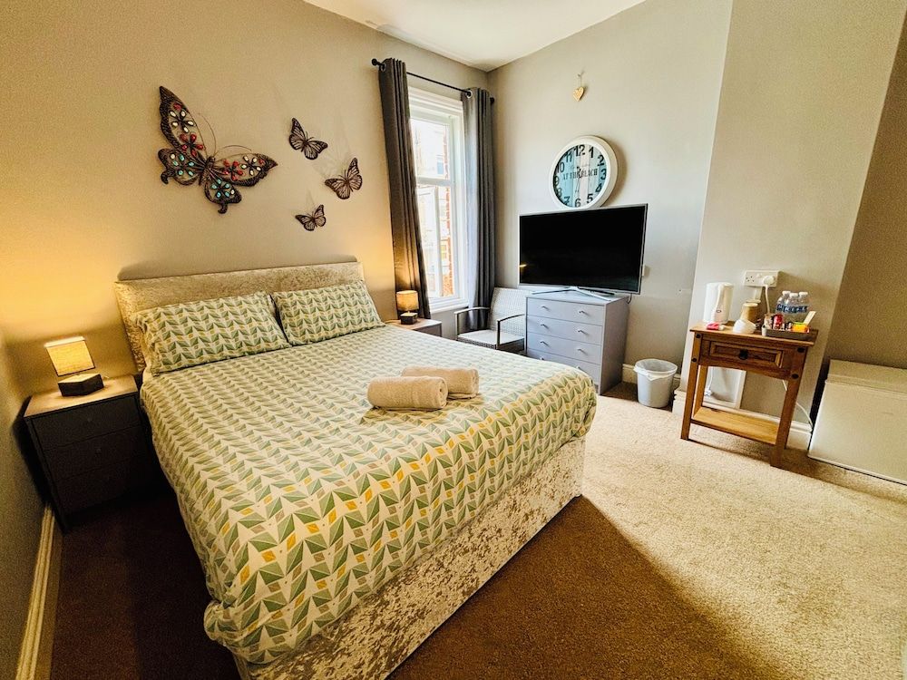 sembo-353569-ff3fab-250561 Le Papillon Hotel Blackpool