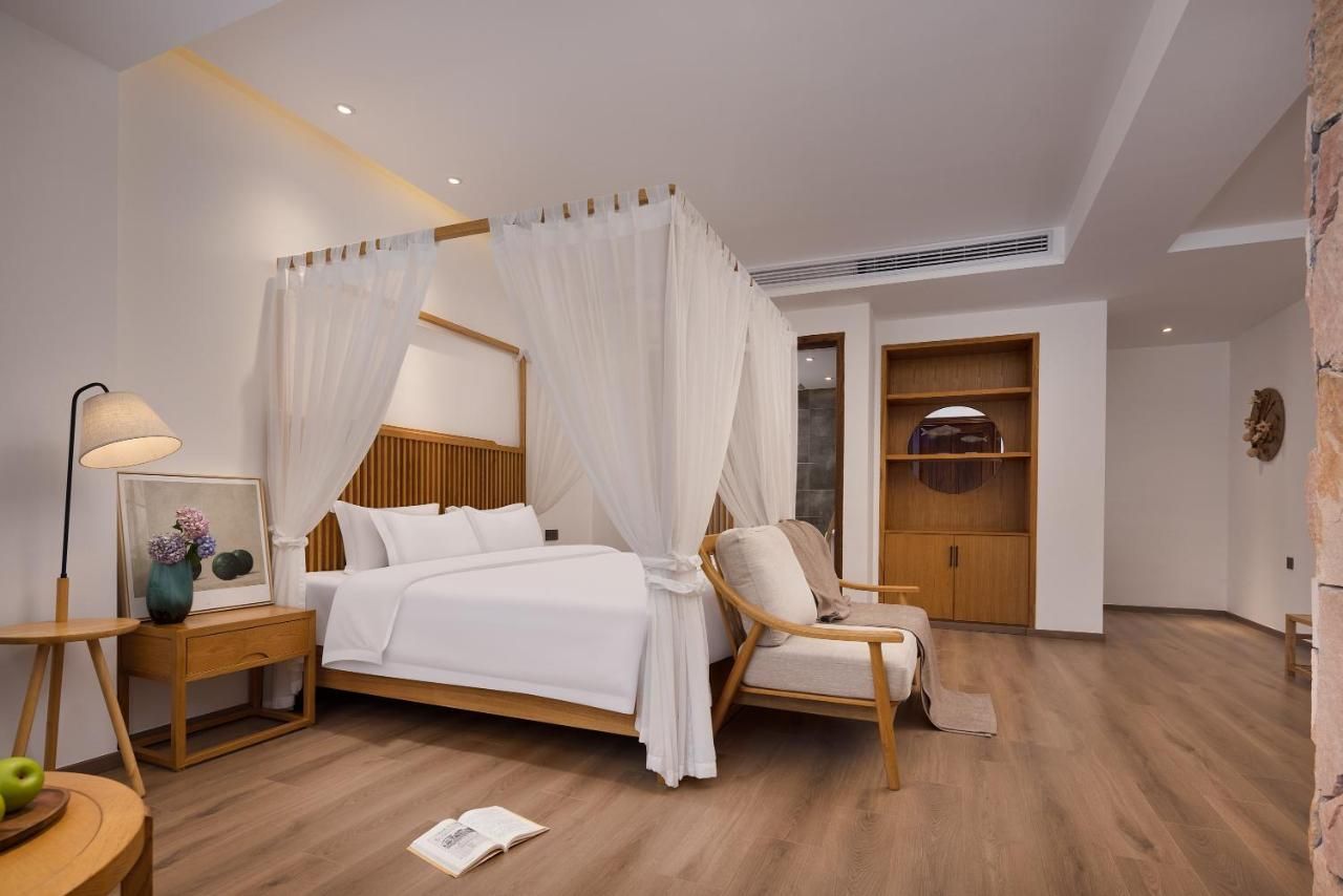 Hilltop House Resort