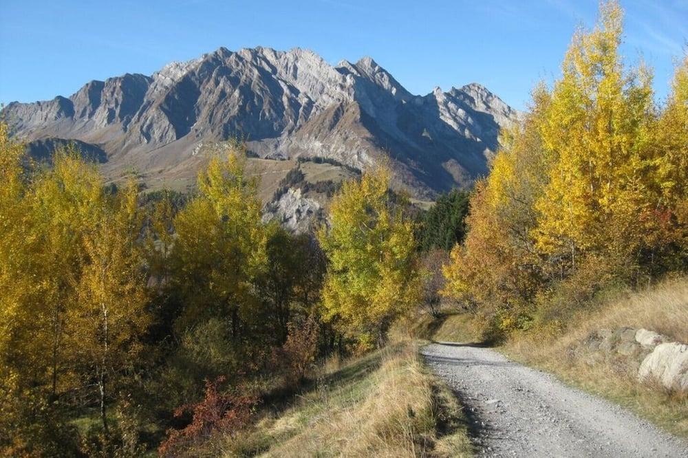 Studio in chalet, beautiful view, quiet, Col des Aravis 2 Pers - Rhône-Alpes - La Giettaz visuel 3/5 Studio in chalet, beautiful view, quiet, Col des Aravis 2 Pers - Rhône-Alpes - La Giettaz visuel 3/5