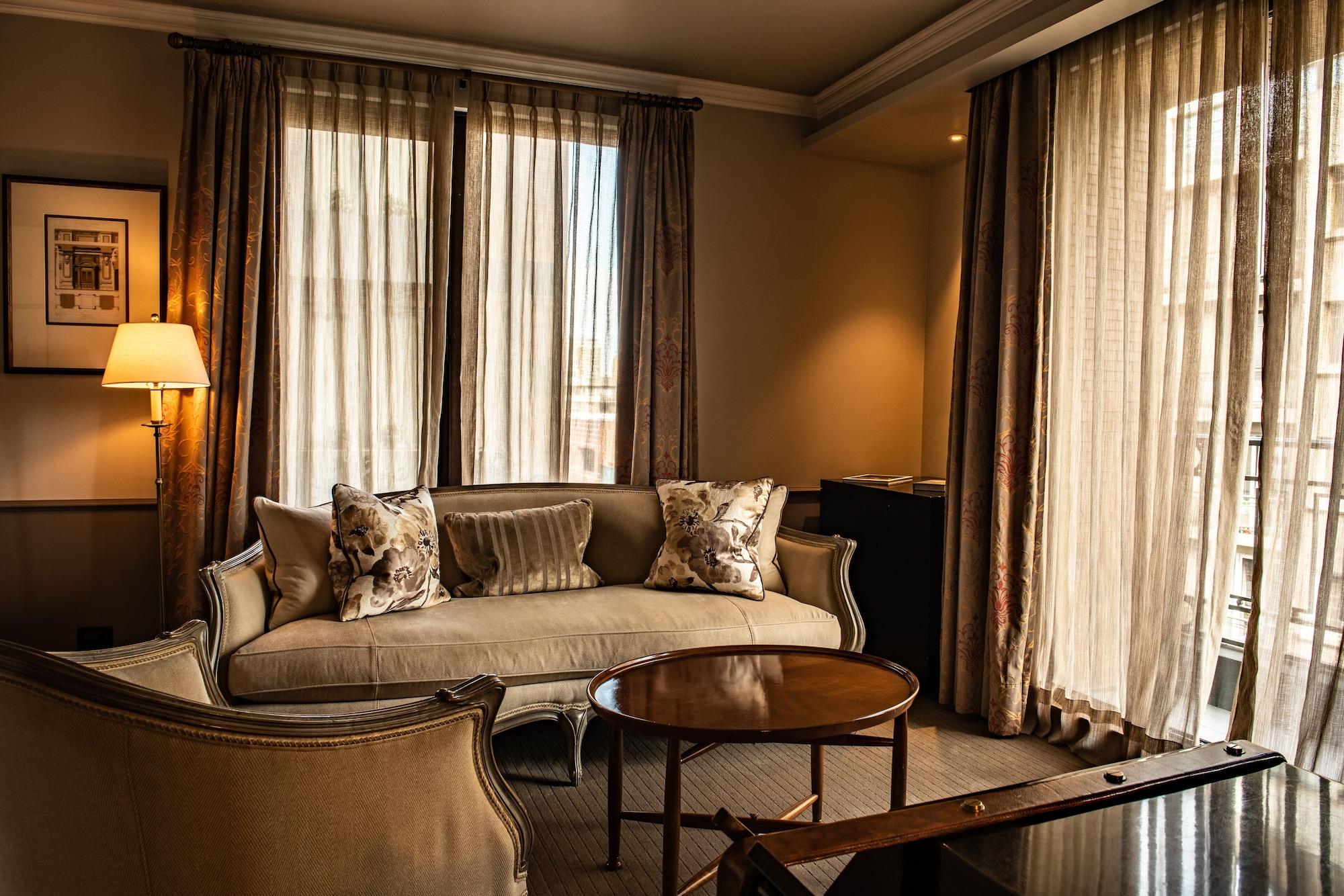 expedia_group-558683-e3f12d-797070 The Singular Santiago Lastarria Hotel