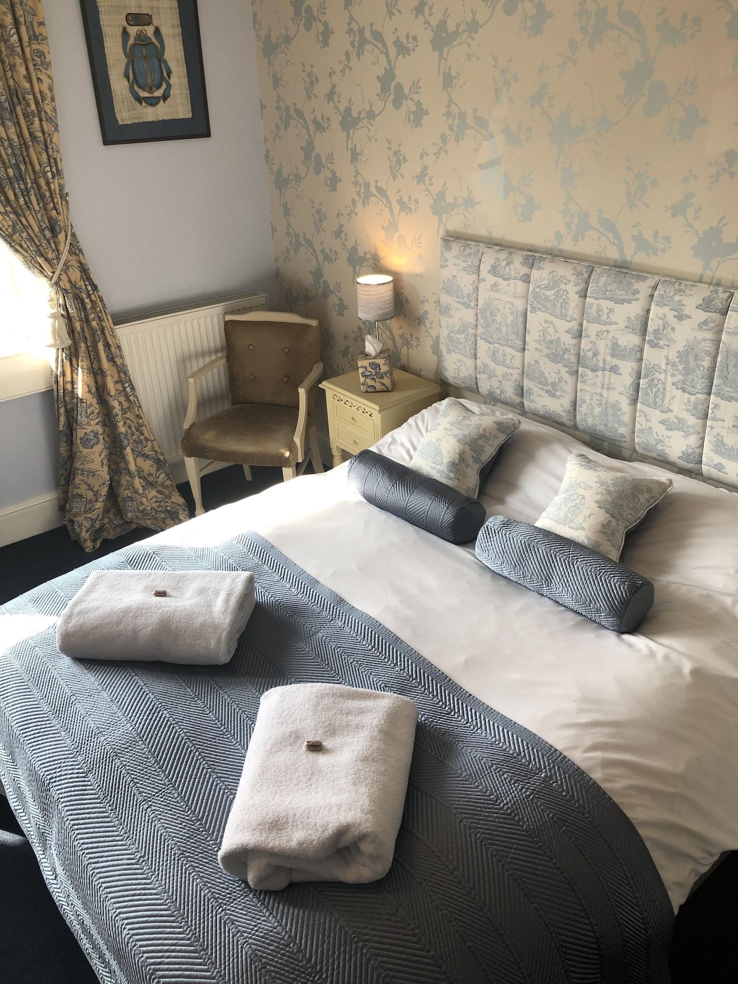 expedia_group-390288-78a139-072897 Devonshire House